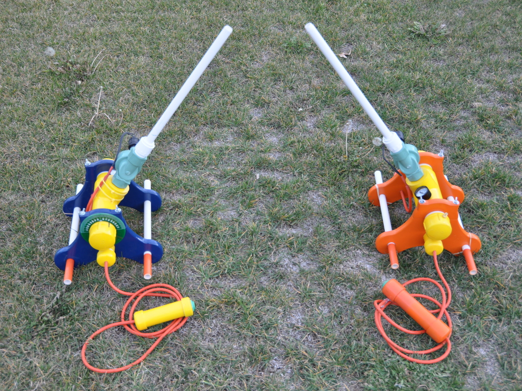 Still Going! Paper Rocket Launcher - Shoots 350+ Feet Up's video poster
