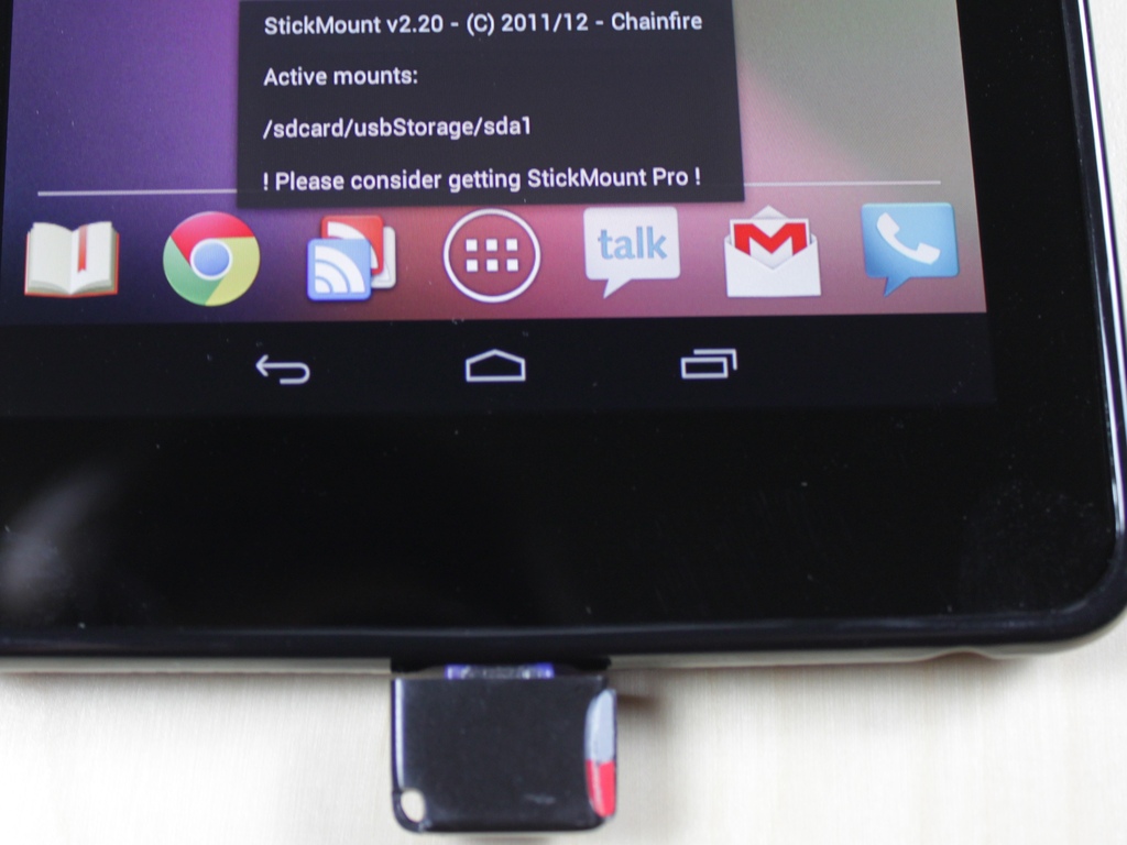 Mini MicroSD Reader for Android Smartphones & Tablets's video poster