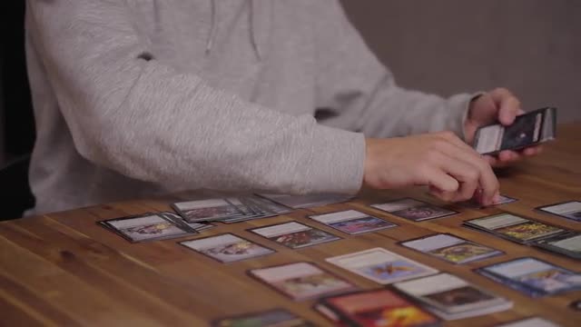 リリアナ・ヴェス　プレイマット　Aleksi Briclot Ultra PRO: Playmat - Aleksi Briclot (Liliana Vess