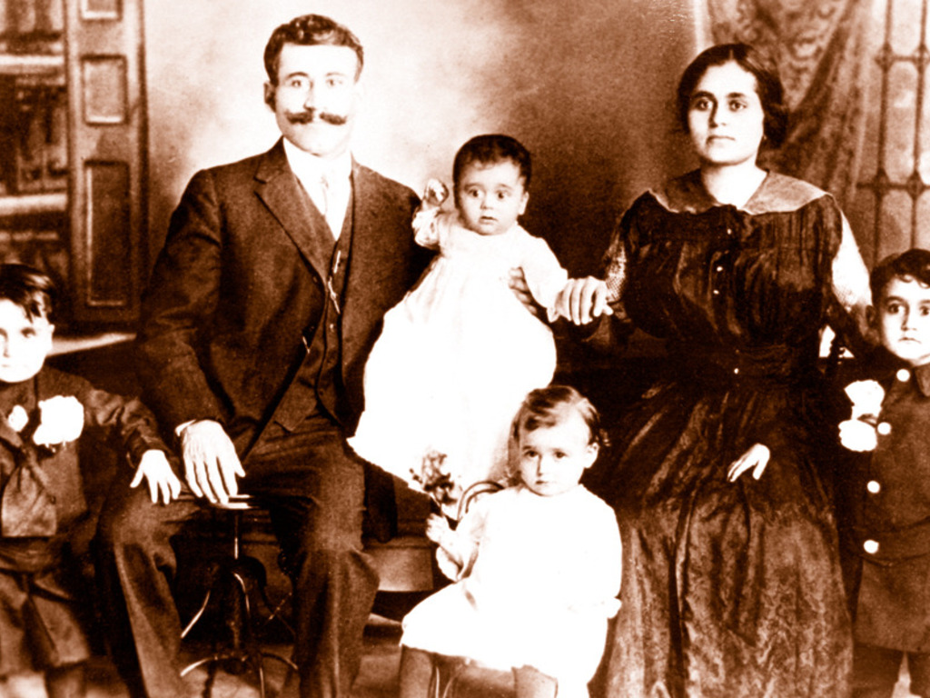 The Arab Americans - An Untold History's video poster