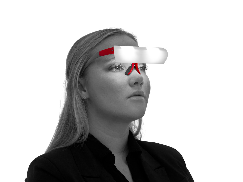 SEQINETIC - 'Wearable Light' to beat the winter blues's video poster