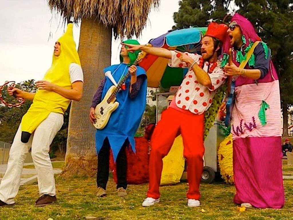 Apple Brains "Frutero" children's music video!'s video poster