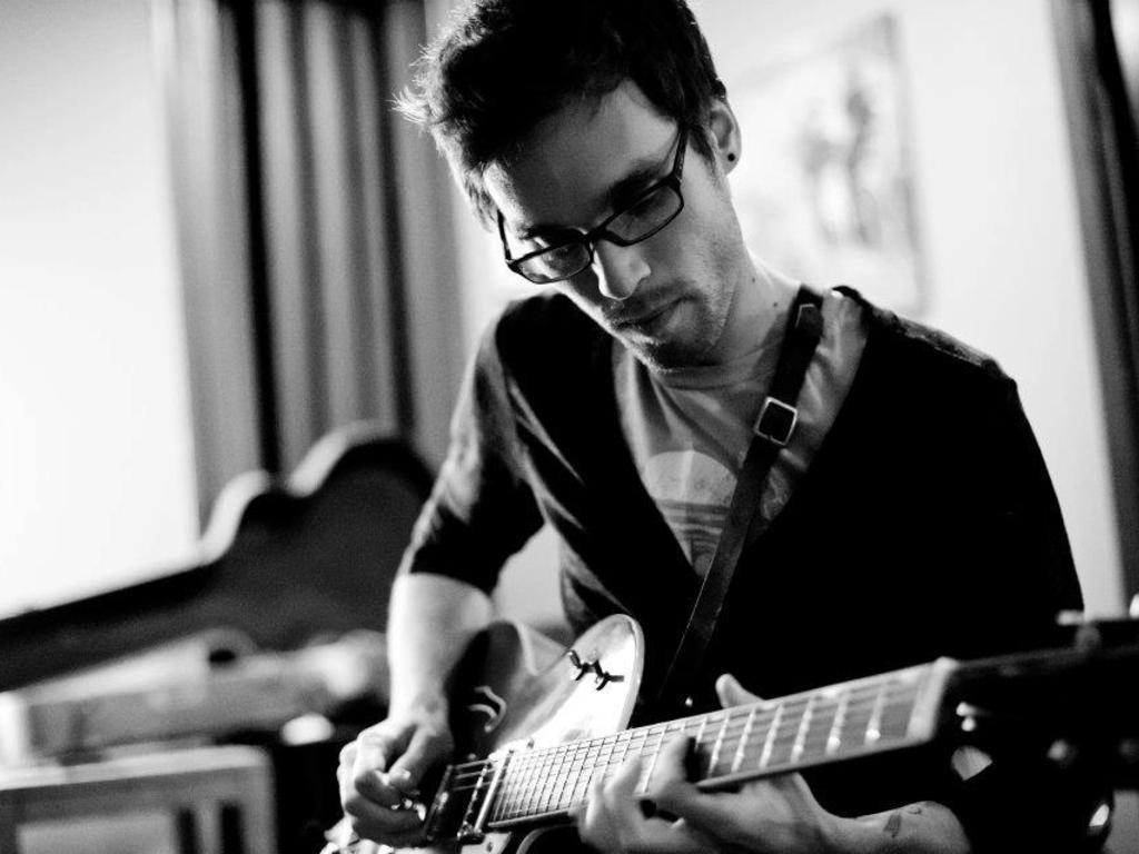 Chris Dupont records new record: "Anxious Animal"'s video poster